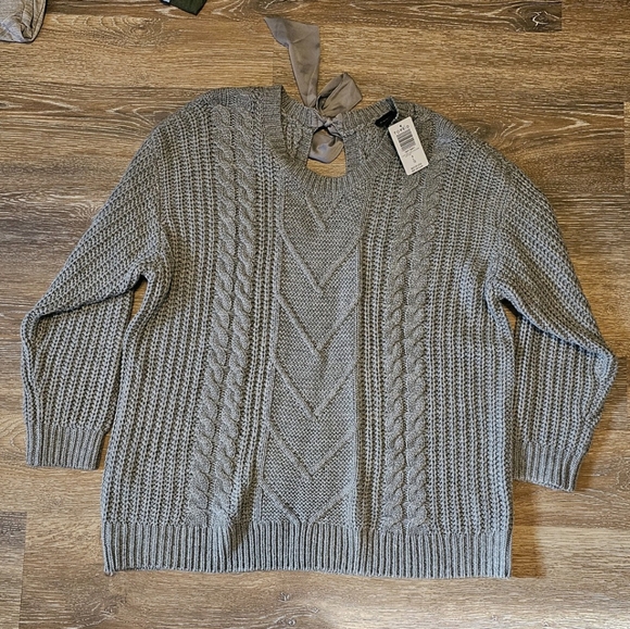 Torrid Cable Pullover Tie back Sweater - Picture 4 of 7